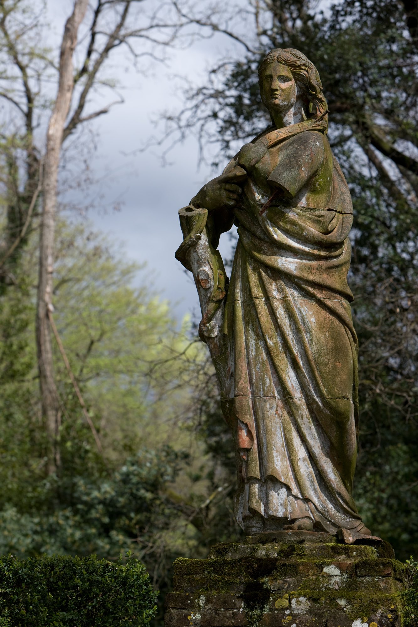Statua di Dante